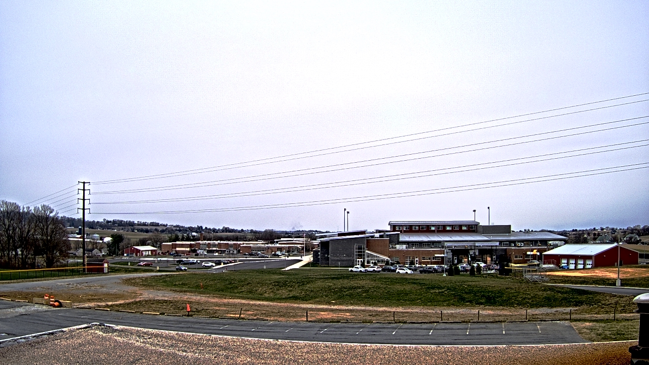 Thumbnail for current weather camera view from Pequea Valley IS in Gordonville, Pennsylvania