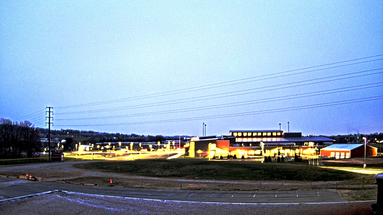 Thumbnail for current weather camera view from Pequea Valley IS in Gordonville, Pennsylvania