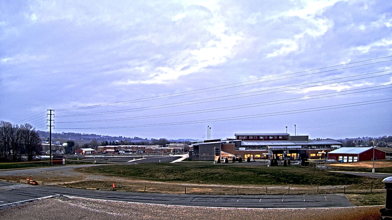 Thumbnail for current weather camera view from Pequea Valley IS in Gordonville, Pennsylvania