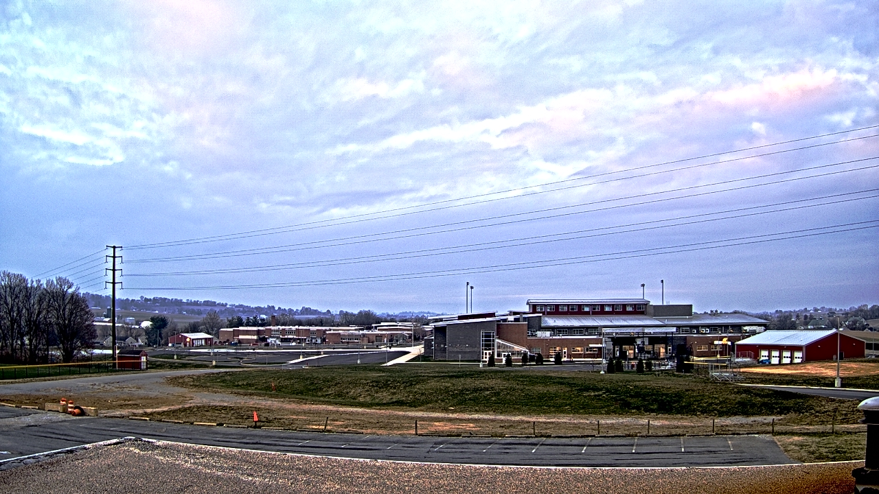Thumbnail for current weather camera view from Pequea Valley IS in Gordonville, Pennsylvania