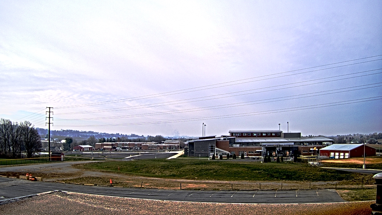 Thumbnail for current weather camera view from Pequea Valley IS in Gordonville, Pennsylvania