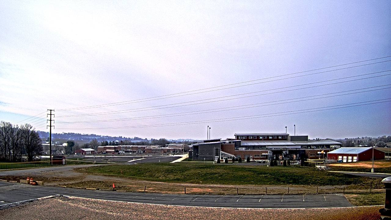 Thumbnail for current weather camera view from Pequea Valley IS in Gordonville, Pennsylvania