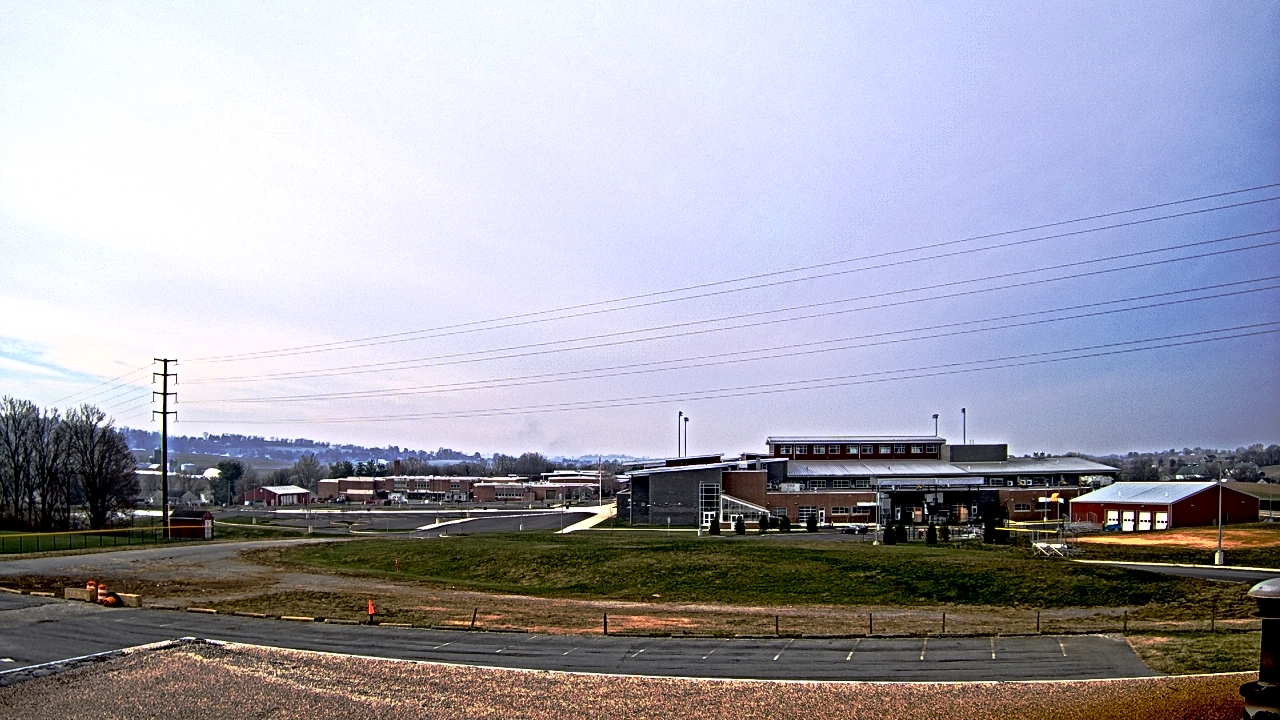 Thumbnail for current weather camera view from Pequea Valley IS in Gordonville, Pennsylvania