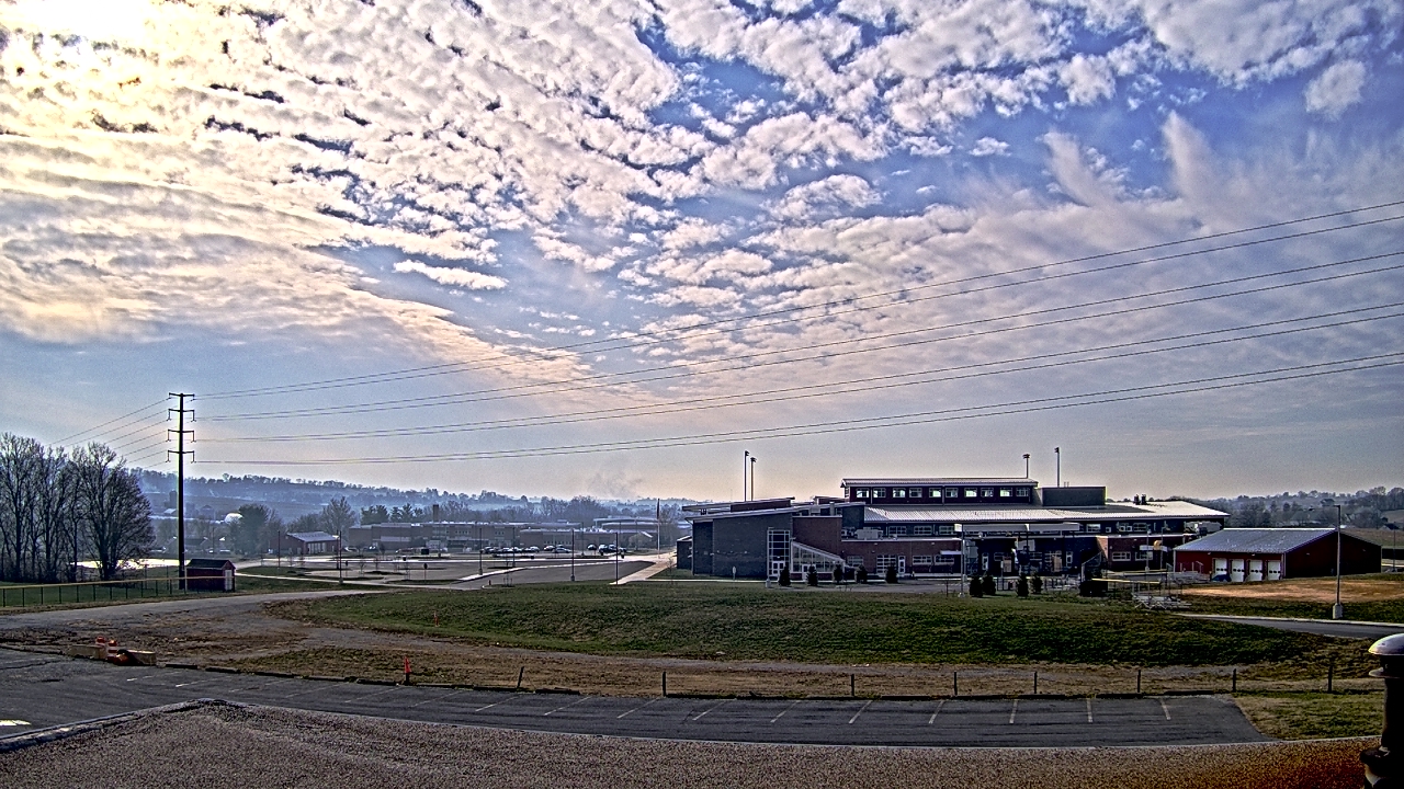Thumbnail for current weather camera view from Pequea Valley IS in Gordonville, Pennsylvania
