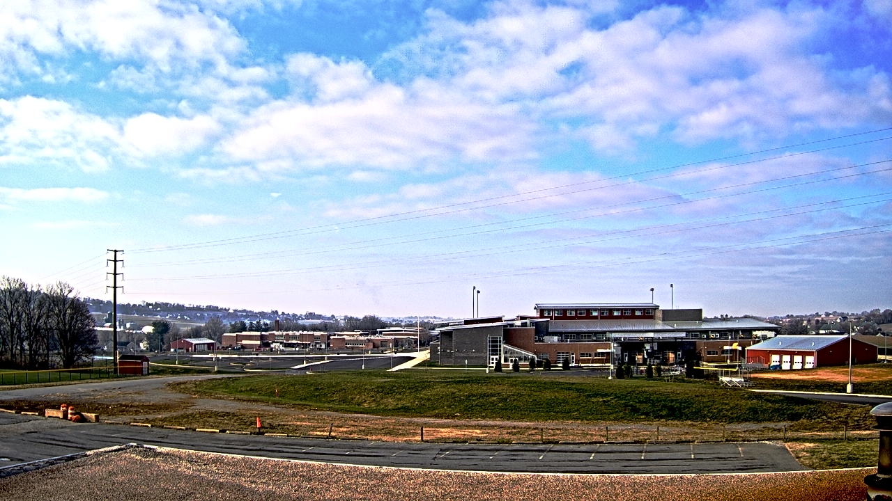 Thumbnail for current weather camera view from Pequea Valley IS in Gordonville, Pennsylvania