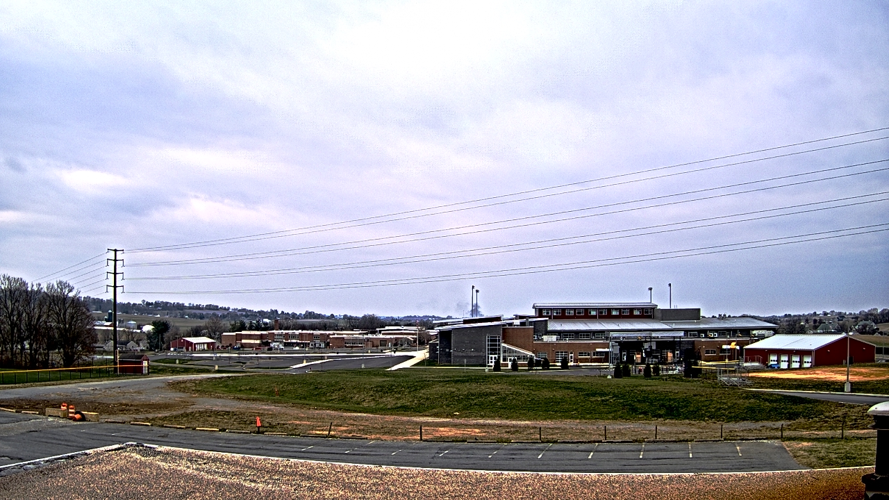 Thumbnail for current weather camera view from Pequea Valley IS in Gordonville, Pennsylvania