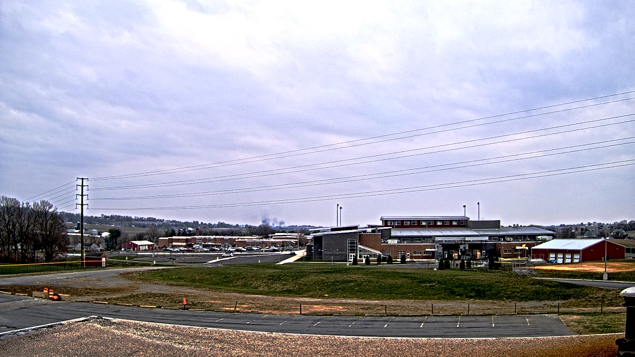 Thumbnail for current weather camera view from Pequea Valley IS in Gordonville, Pennsylvania