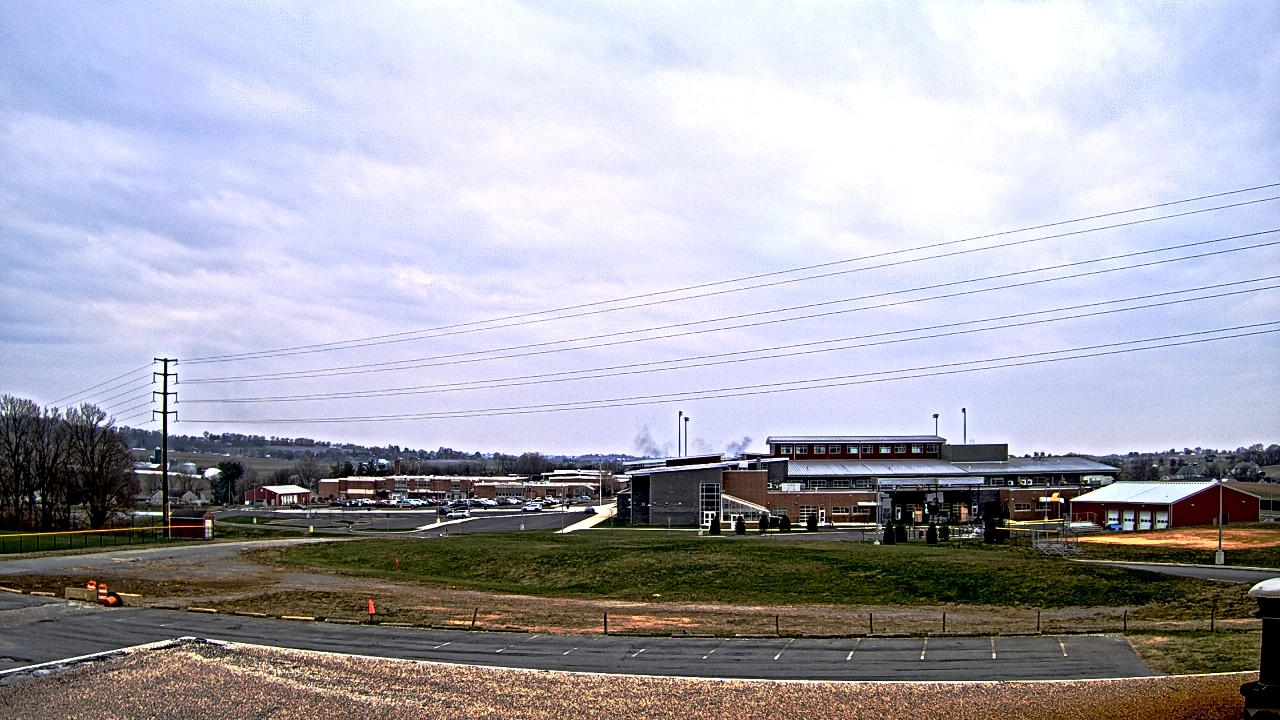 Thumbnail for current weather camera view from Pequea Valley IS in Gordonville, Pennsylvania