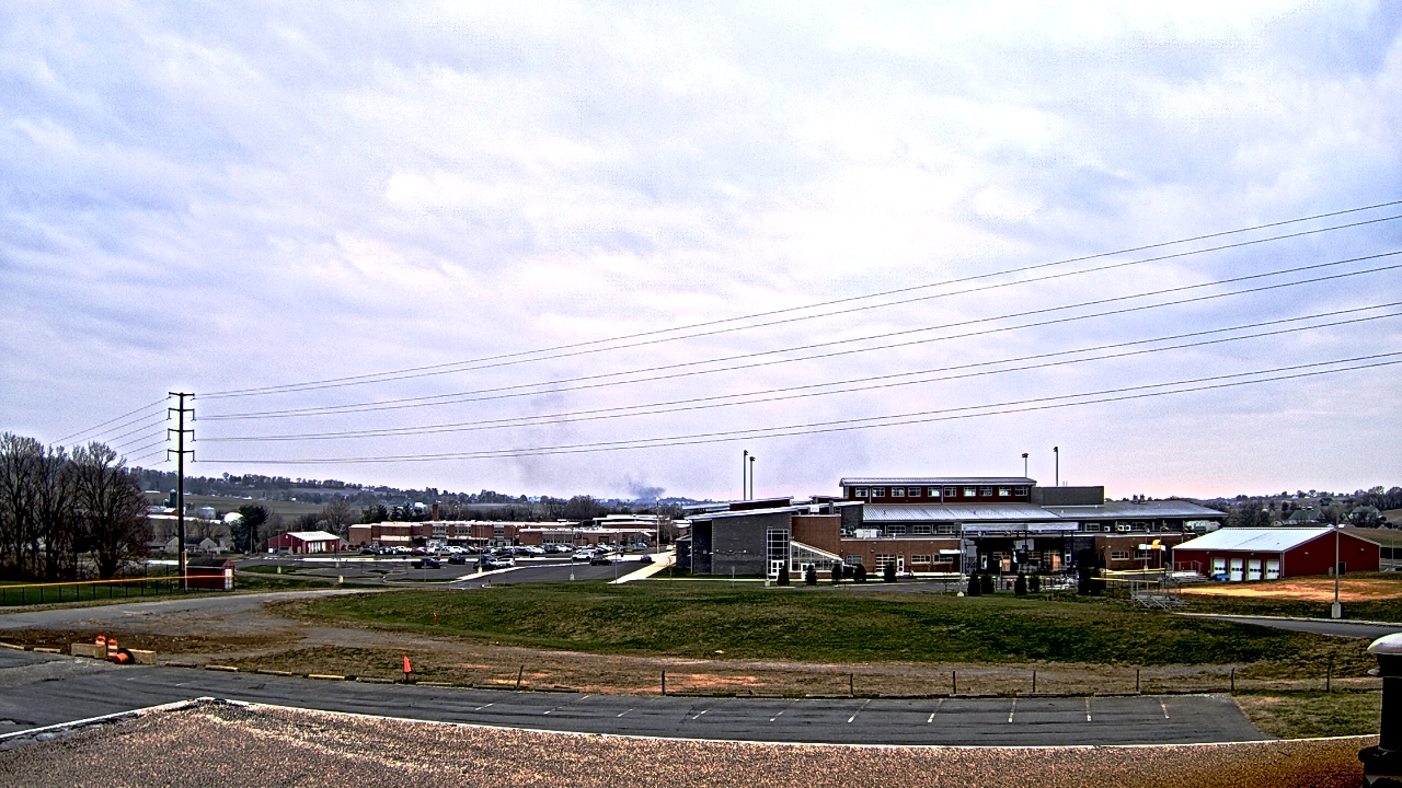 Thumbnail for current weather camera view from Pequea Valley IS in Gordonville, Pennsylvania