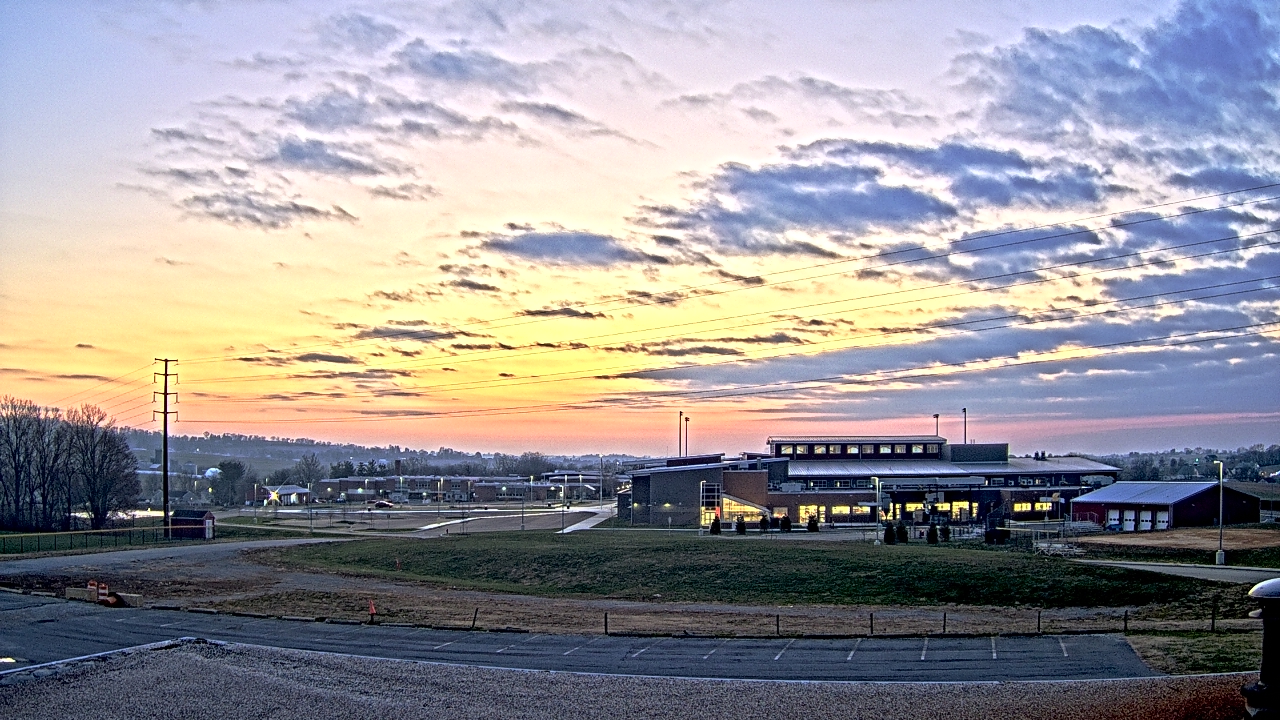 Thumbnail for current weather camera view from Pequea Valley IS in Gordonville, Pennsylvania