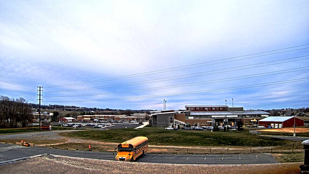 Thumbnail for current weather camera view from Pequea Valley IS in Gordonville, Pennsylvania