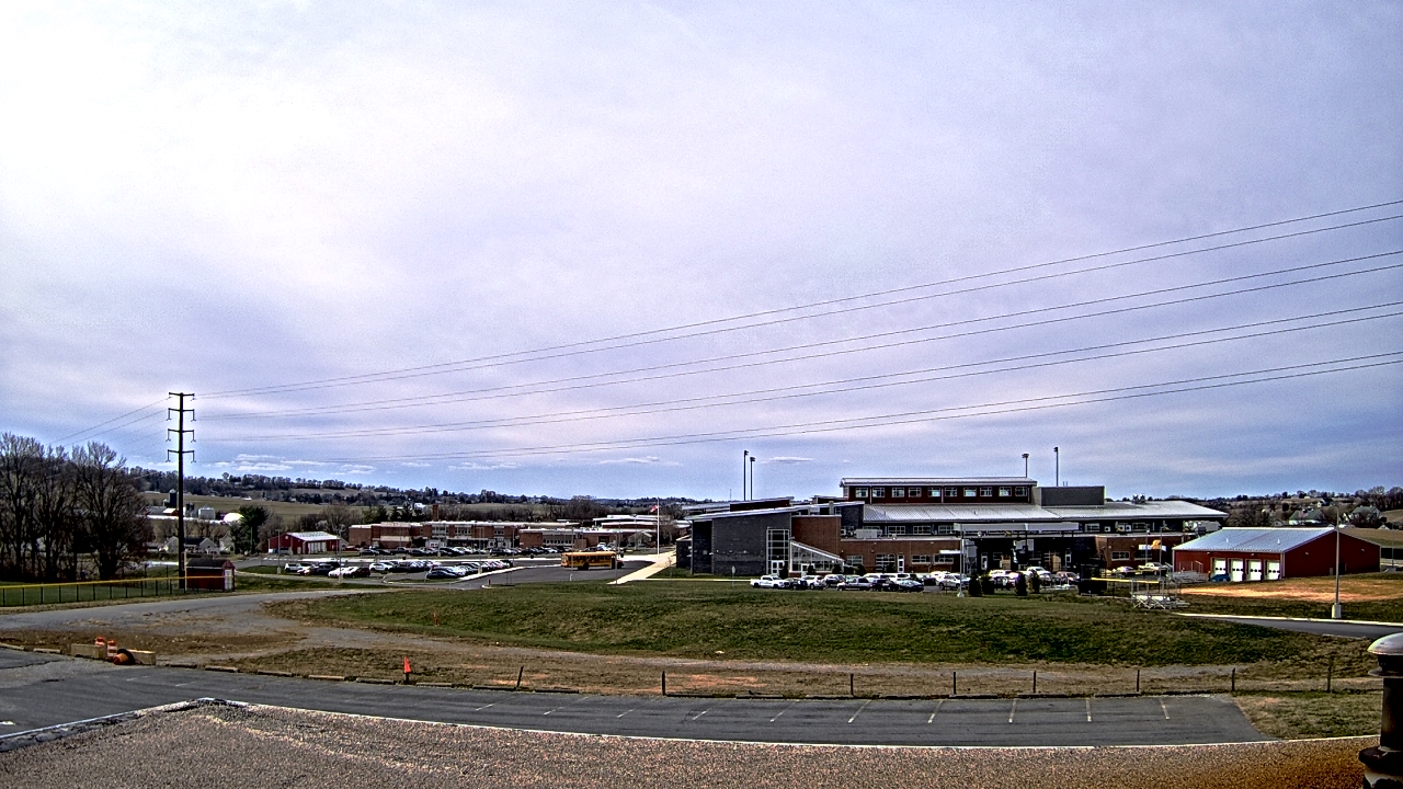 Thumbnail for current weather camera view from Pequea Valley IS in Gordonville, Pennsylvania