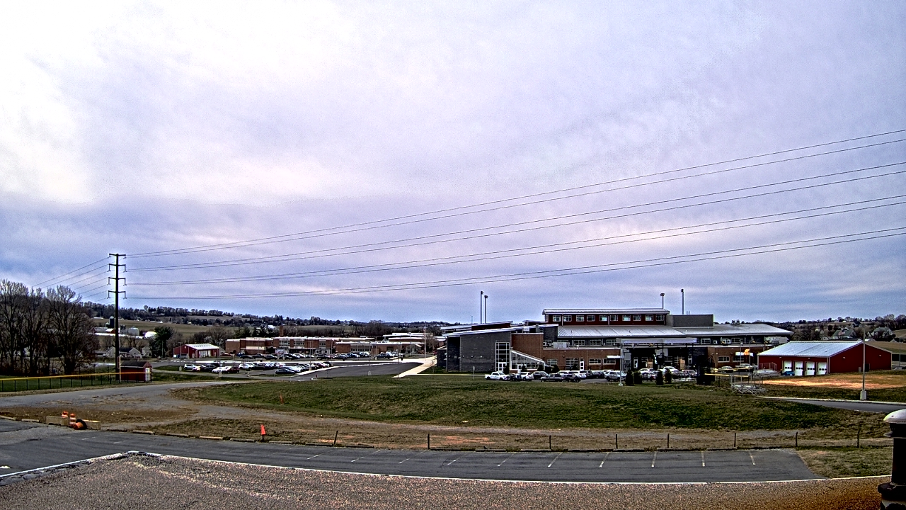 Thumbnail for current weather camera view from Pequea Valley IS in Gordonville, Pennsylvania