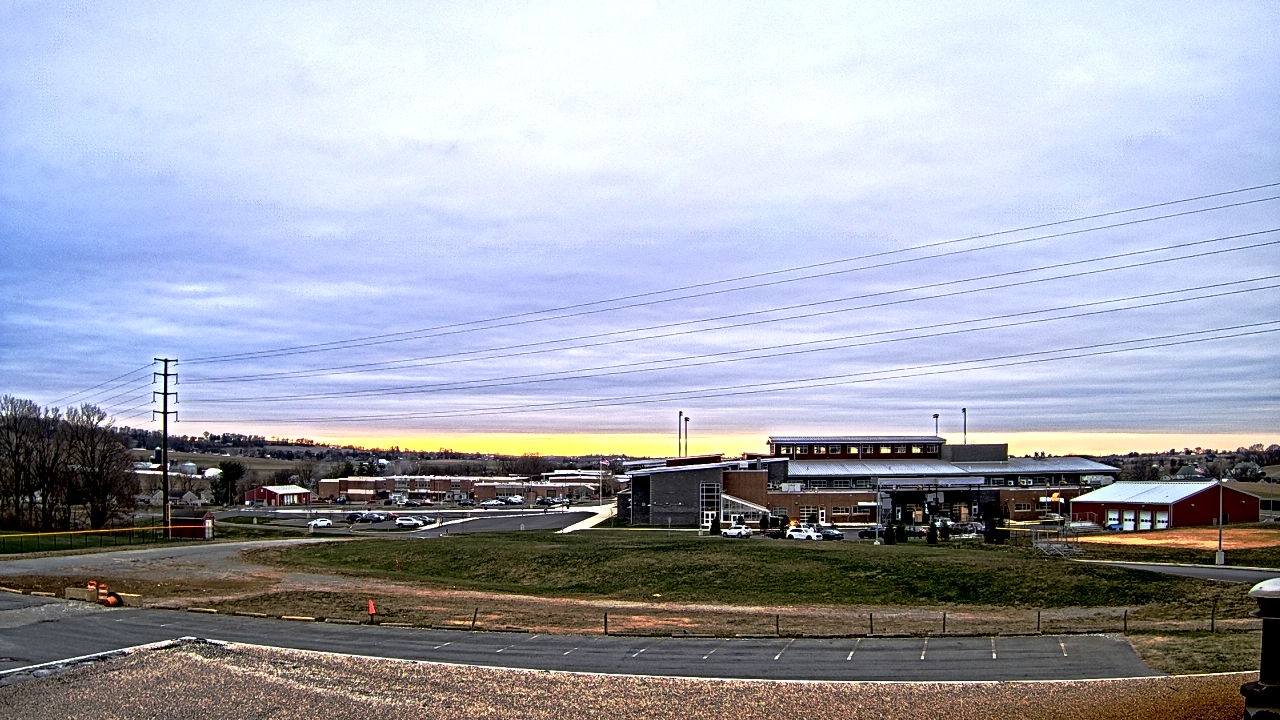 Thumbnail for current weather camera view from Pequea Valley IS in Gordonville, Pennsylvania