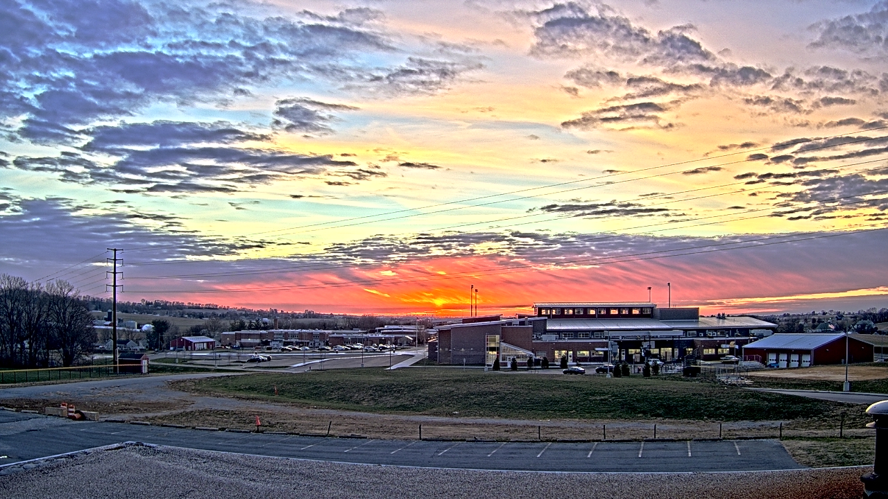 Thumbnail for current weather camera view from Pequea Valley IS in Gordonville, Pennsylvania