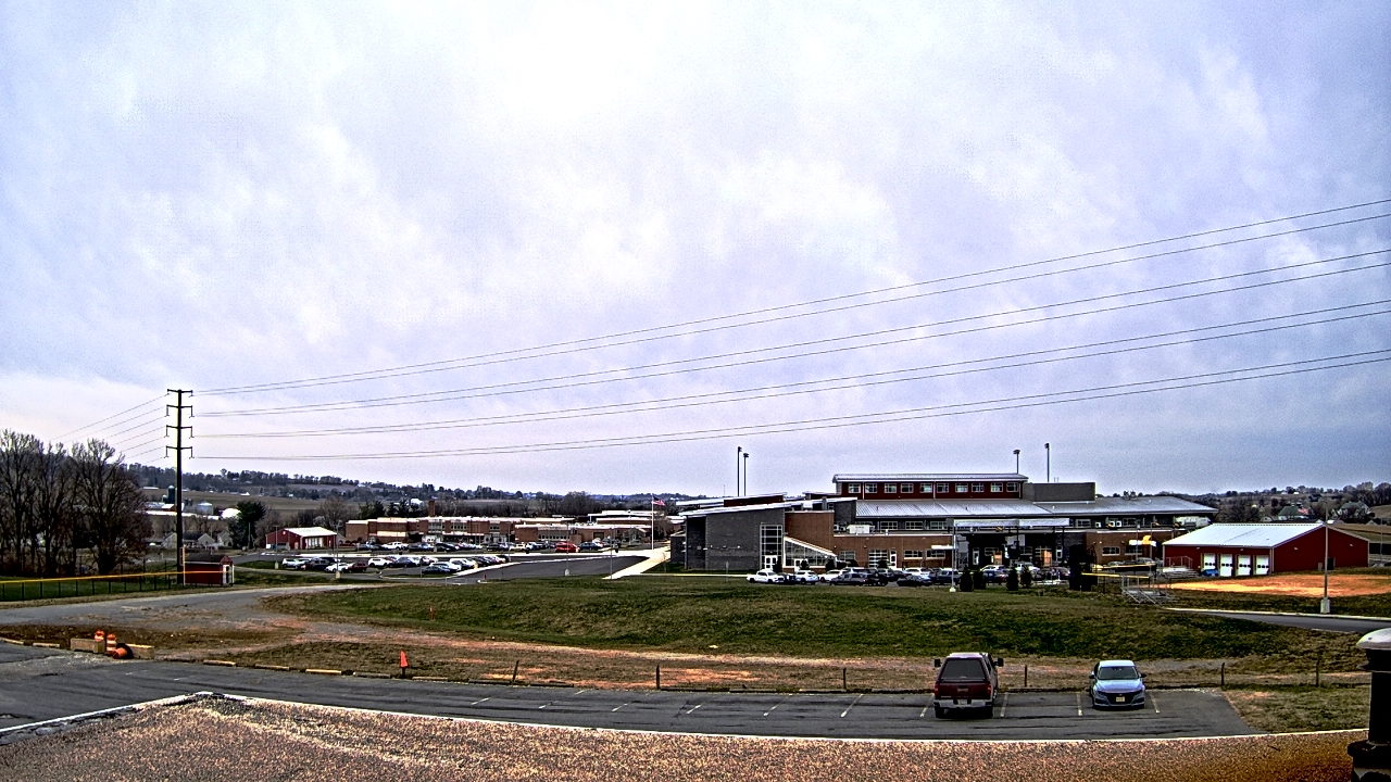 Thumbnail for current weather camera view from Pequea Valley IS in Gordonville, Pennsylvania