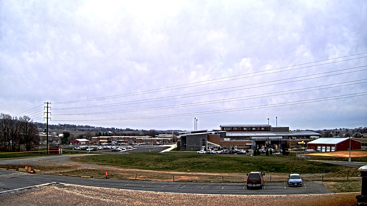 Thumbnail for current weather camera view from Pequea Valley IS in Gordonville, Pennsylvania