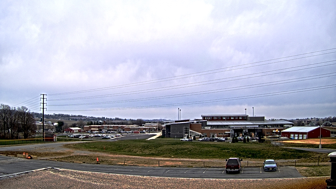 Thumbnail for current weather camera view from Pequea Valley IS in Gordonville, Pennsylvania