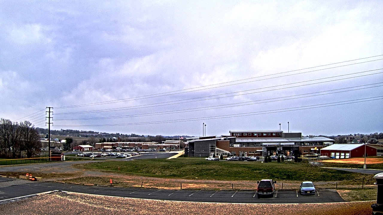 Thumbnail for current weather camera view from Pequea Valley IS in Gordonville, Pennsylvania