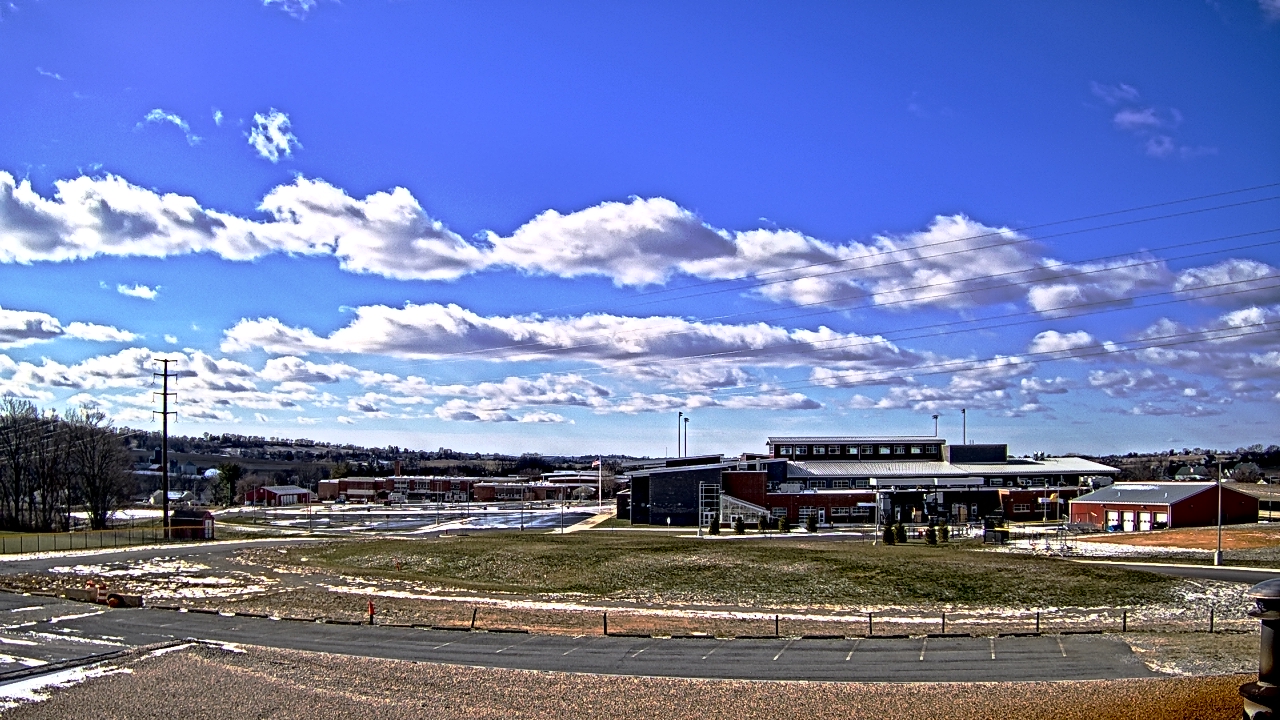 Thumbnail for current weather camera view from Pequea Valley IS in Gordonville, Pennsylvania