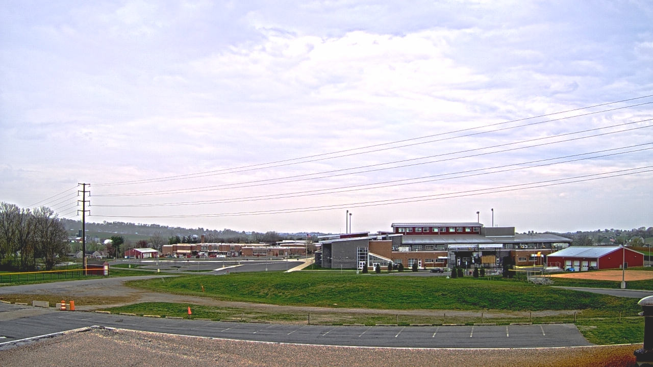 Thumbnail for current weather camera view from Pequea Valley IS in Gordonville, Pennsylvania