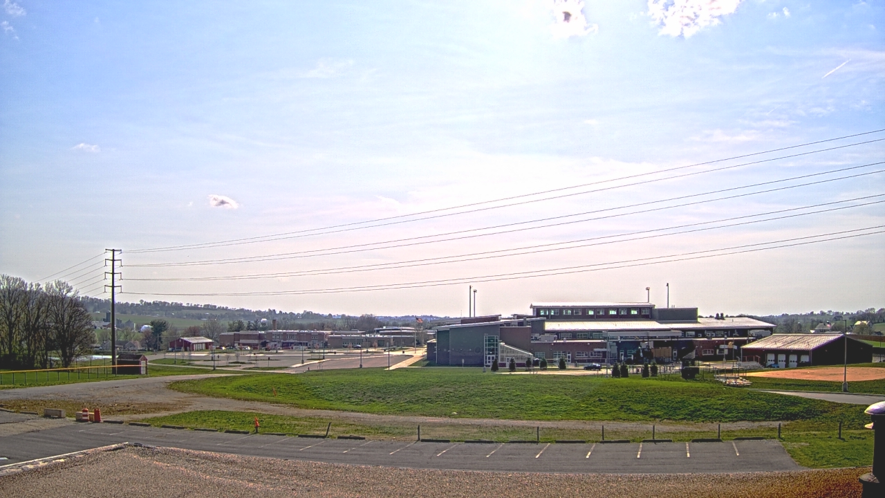 Thumbnail for current weather camera view from Pequea Valley IS in Gordonville, Pennsylvania