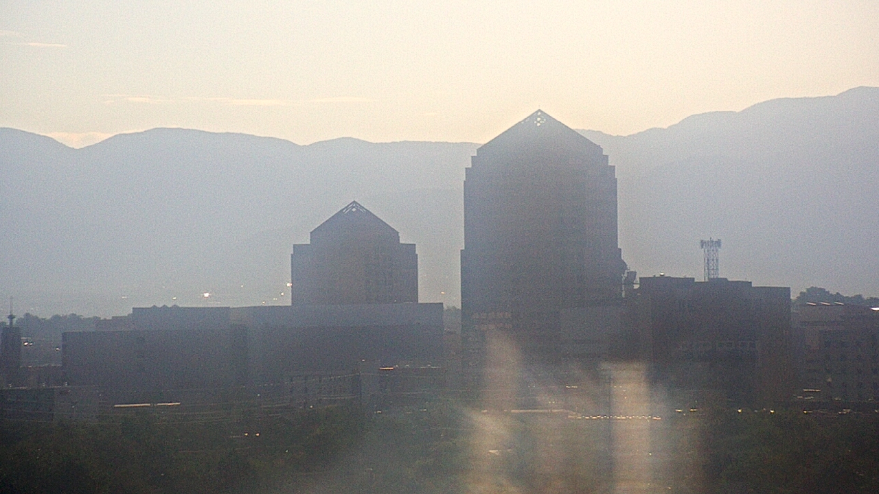 Thumbnail for current weather camera view from KOB-TV in Albuquerque, New Mexico
