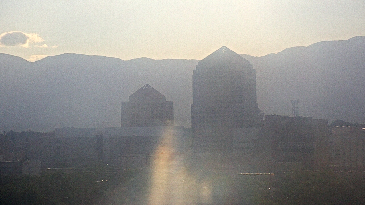 Thumbnail for current weather camera view from KOB-TV in Albuquerque, New Mexico