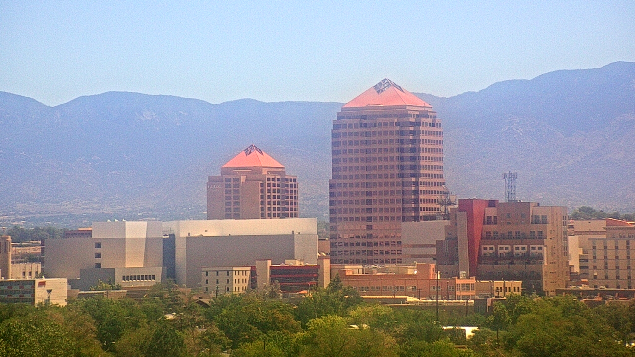 Thumbnail for current weather camera view from KOB-TV in Albuquerque, New Mexico