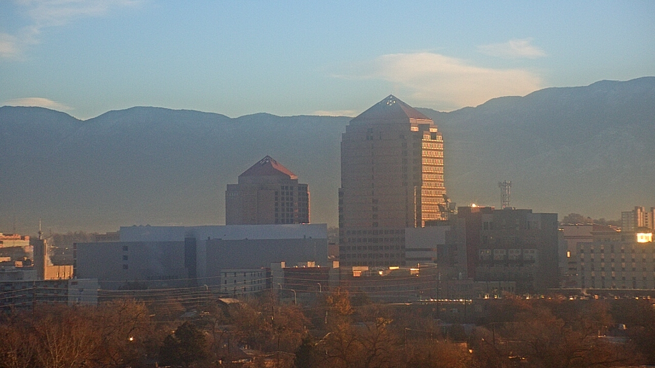 Thumbnail for current weather camera view from KOB-TV in Albuquerque, New Mexico