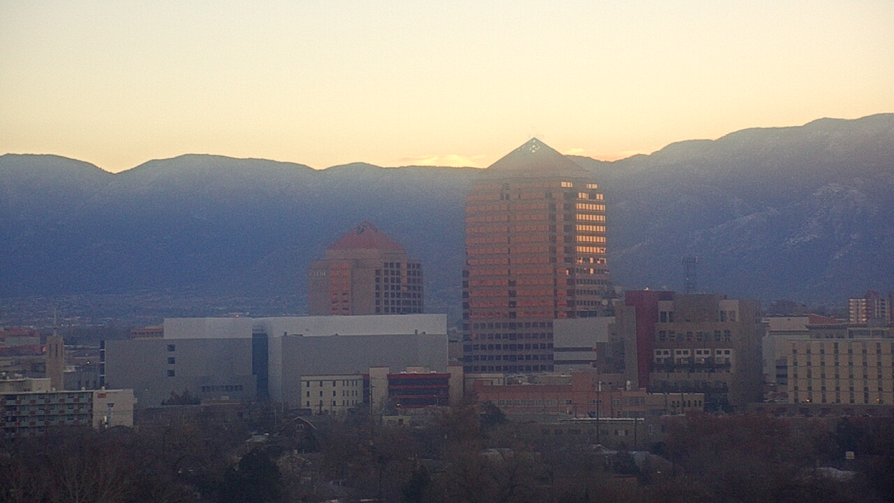 Thumbnail for current weather camera view from KOB-TV in Albuquerque, New Mexico