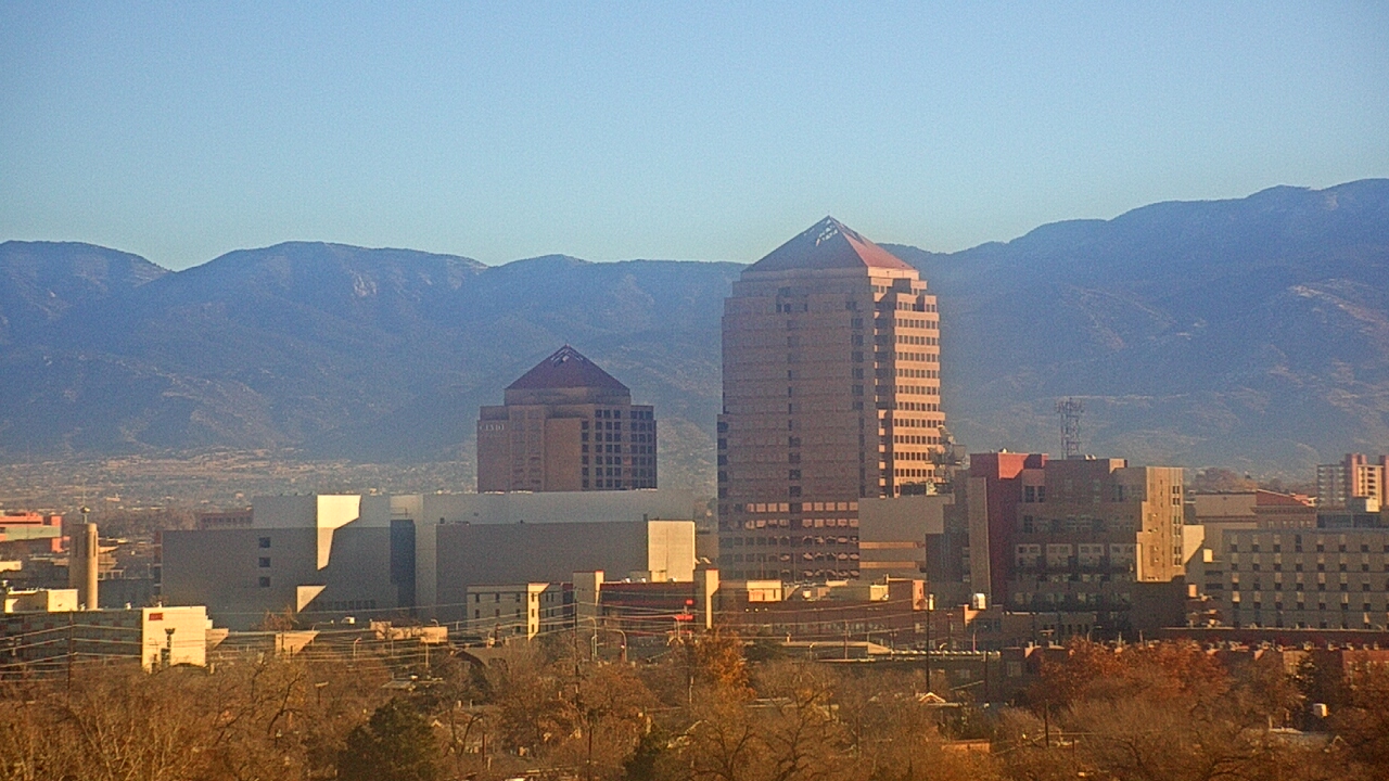 Thumbnail for current weather camera view from KOB-TV in Albuquerque, New Mexico