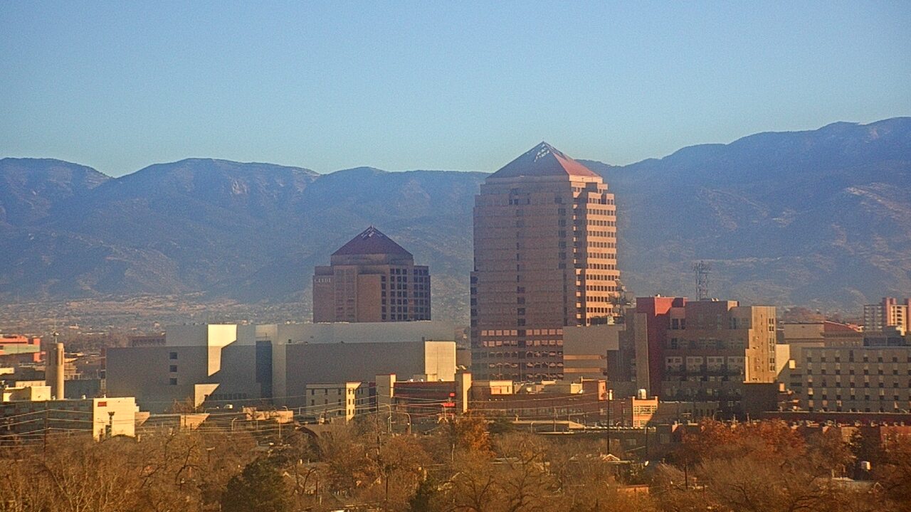 Thumbnail for current weather camera view from KOB-TV in Albuquerque, New Mexico