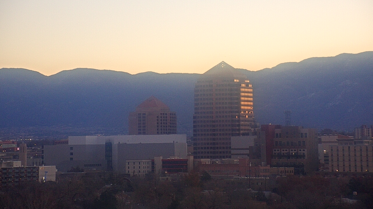 Thumbnail for current weather camera view from KOB-TV in Albuquerque, New Mexico