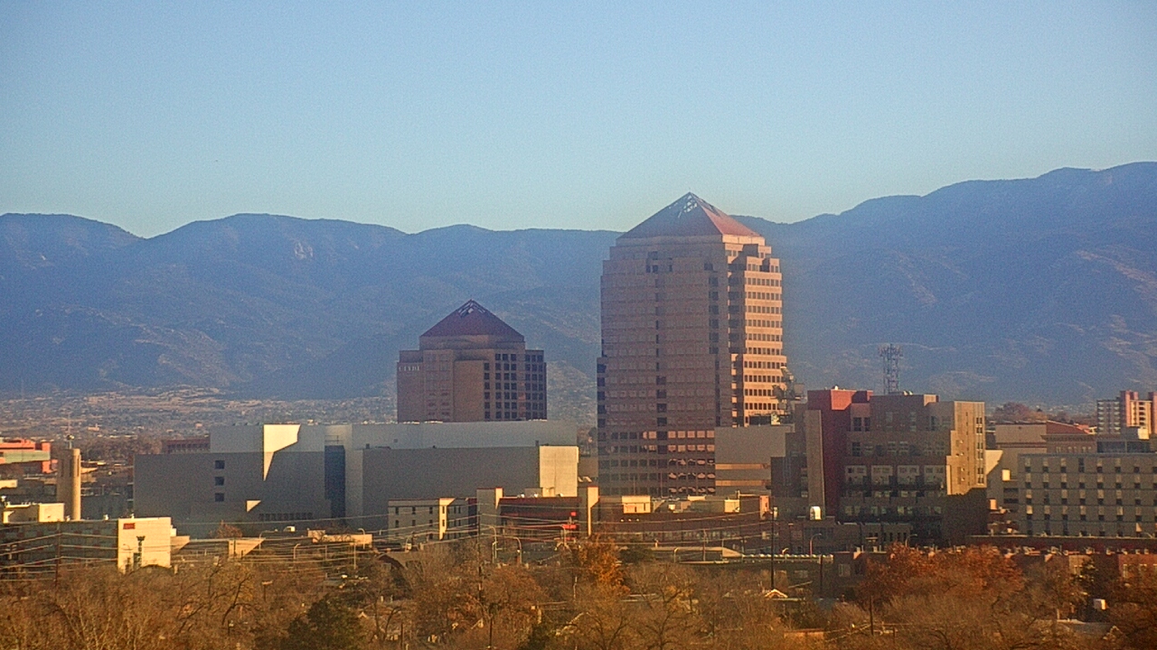 Thumbnail for current weather camera view from KOB-TV in Albuquerque, New Mexico