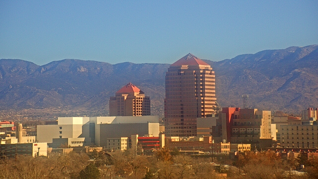 Thumbnail for current weather camera view from KOB-TV in Albuquerque, New Mexico