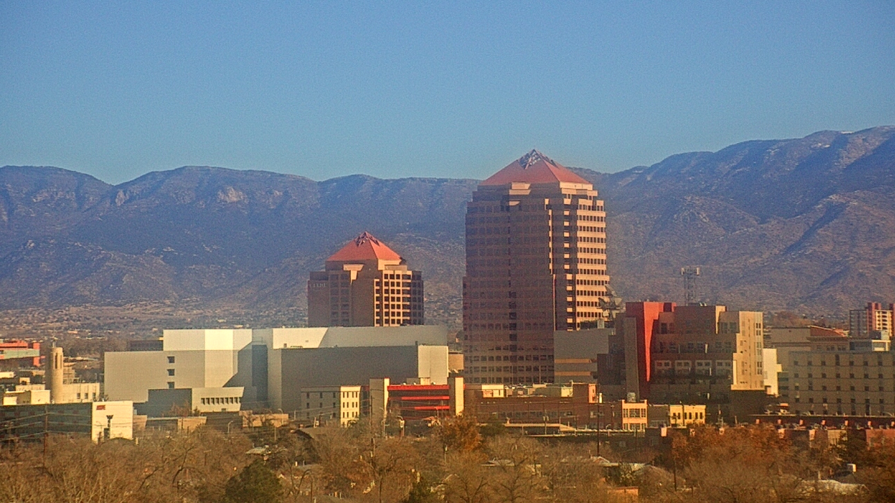 Thumbnail for current weather camera view from KOB-TV in Albuquerque, New Mexico