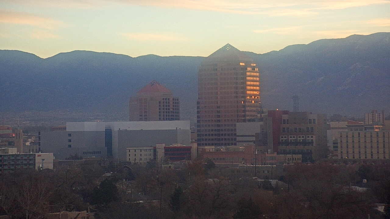 Thumbnail for current weather camera view from KOB-TV in Albuquerque, New Mexico