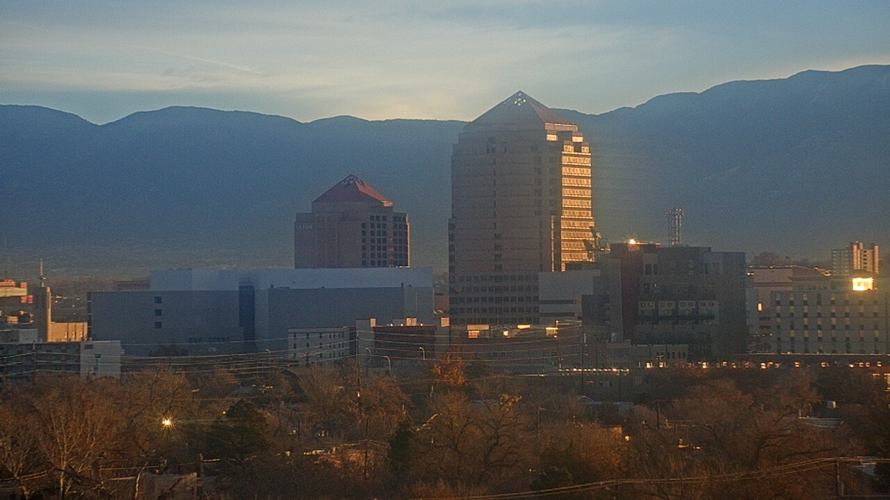 Thumbnail for current weather camera view from KOB-TV in Albuquerque, New Mexico