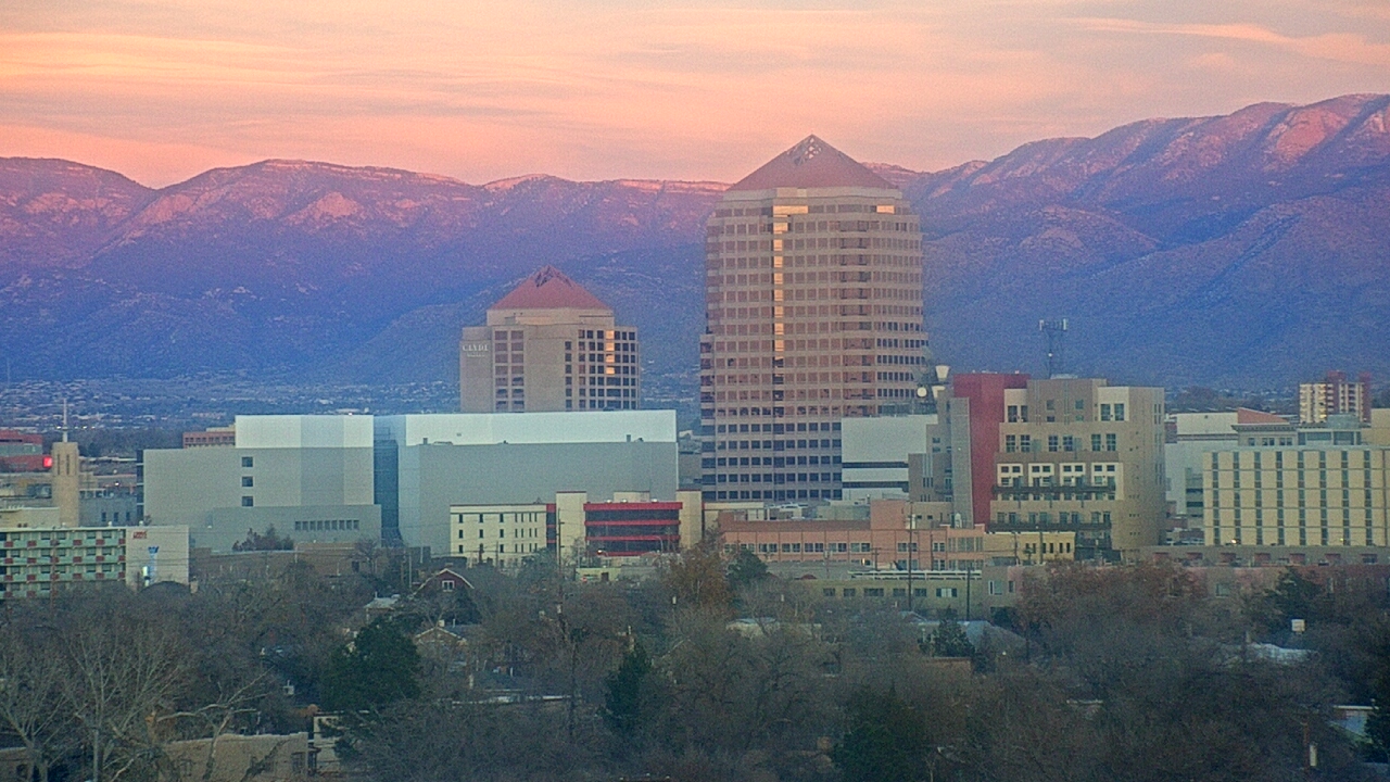 Thumbnail for current weather camera view from KOB-TV in Albuquerque, New Mexico