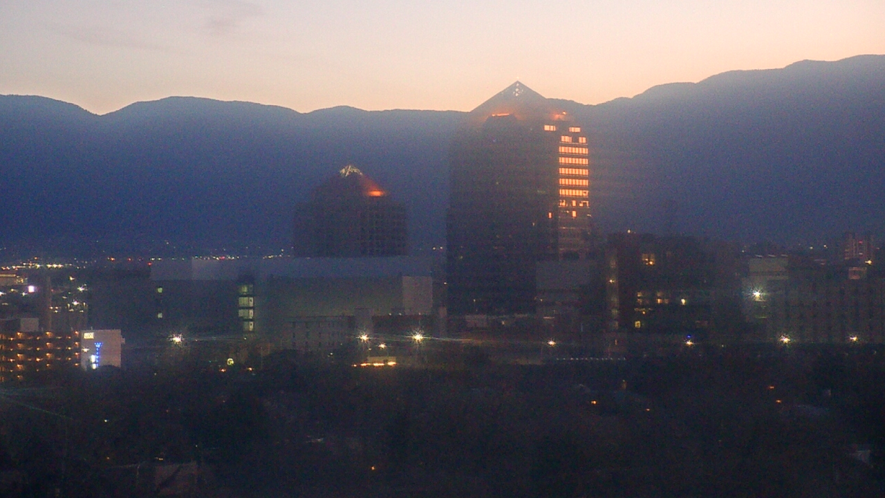 Thumbnail for current weather camera view from KOB-TV in Albuquerque, New Mexico