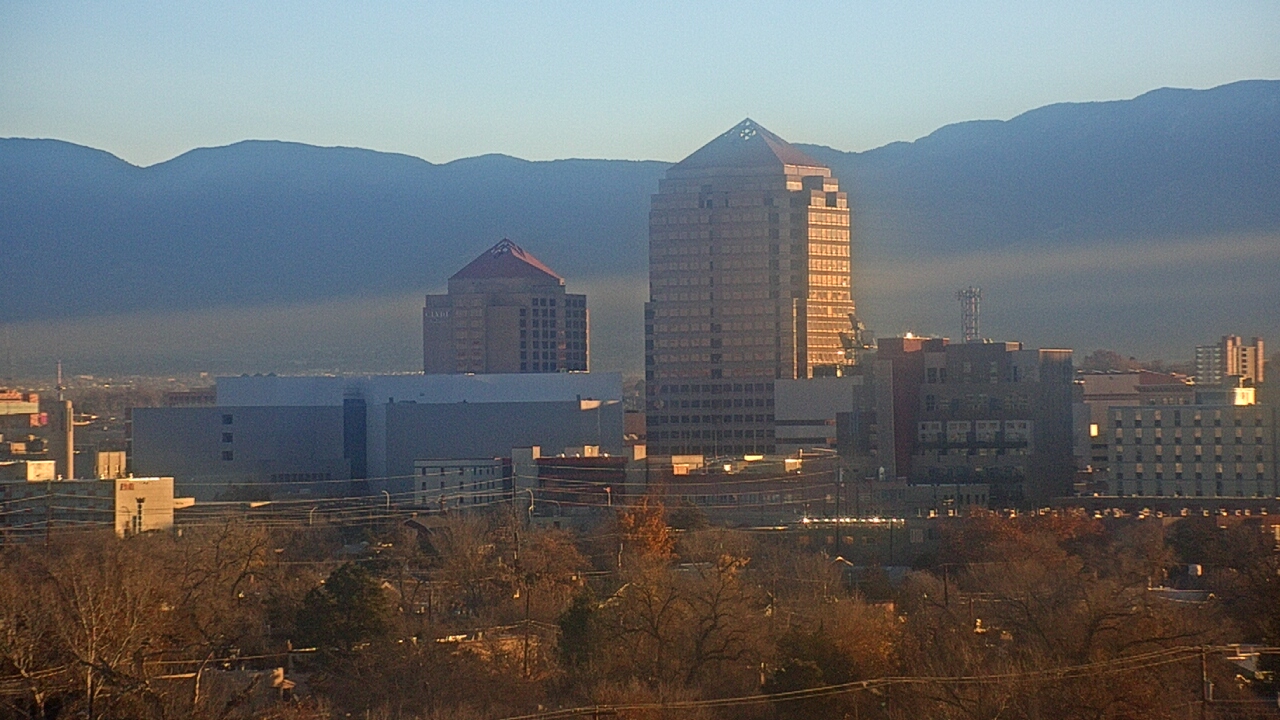 Thumbnail for current weather camera view from KOB-TV in Albuquerque, New Mexico
