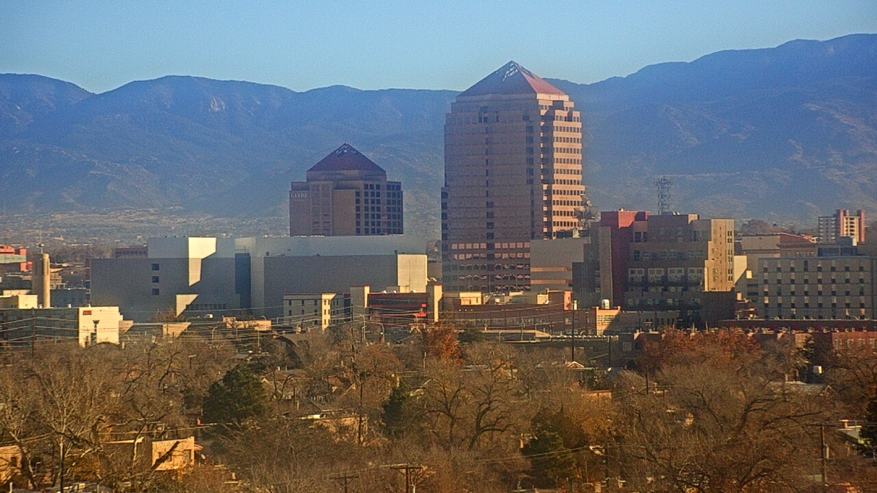 Thumbnail for current weather camera view from KOB-TV in Albuquerque, New Mexico