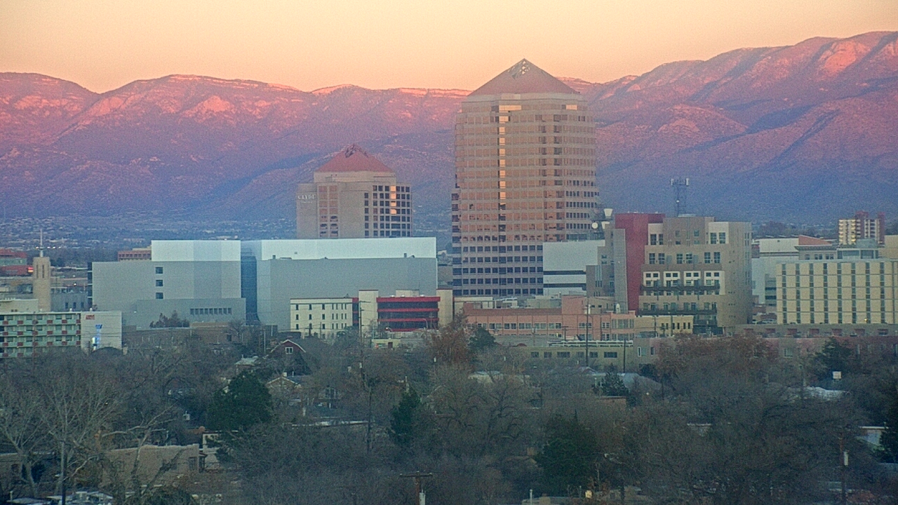 Thumbnail for current weather camera view from KOB-TV in Albuquerque, New Mexico