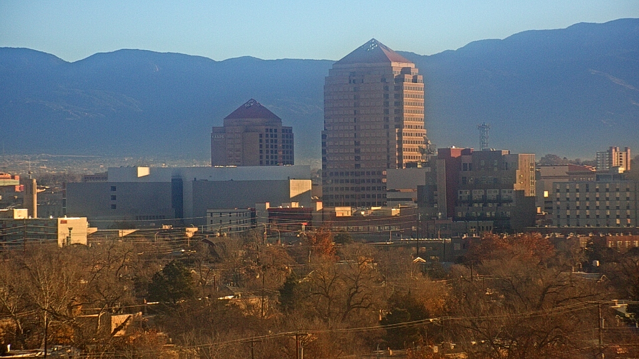 Thumbnail for current weather camera view from KOB-TV in Albuquerque, New Mexico