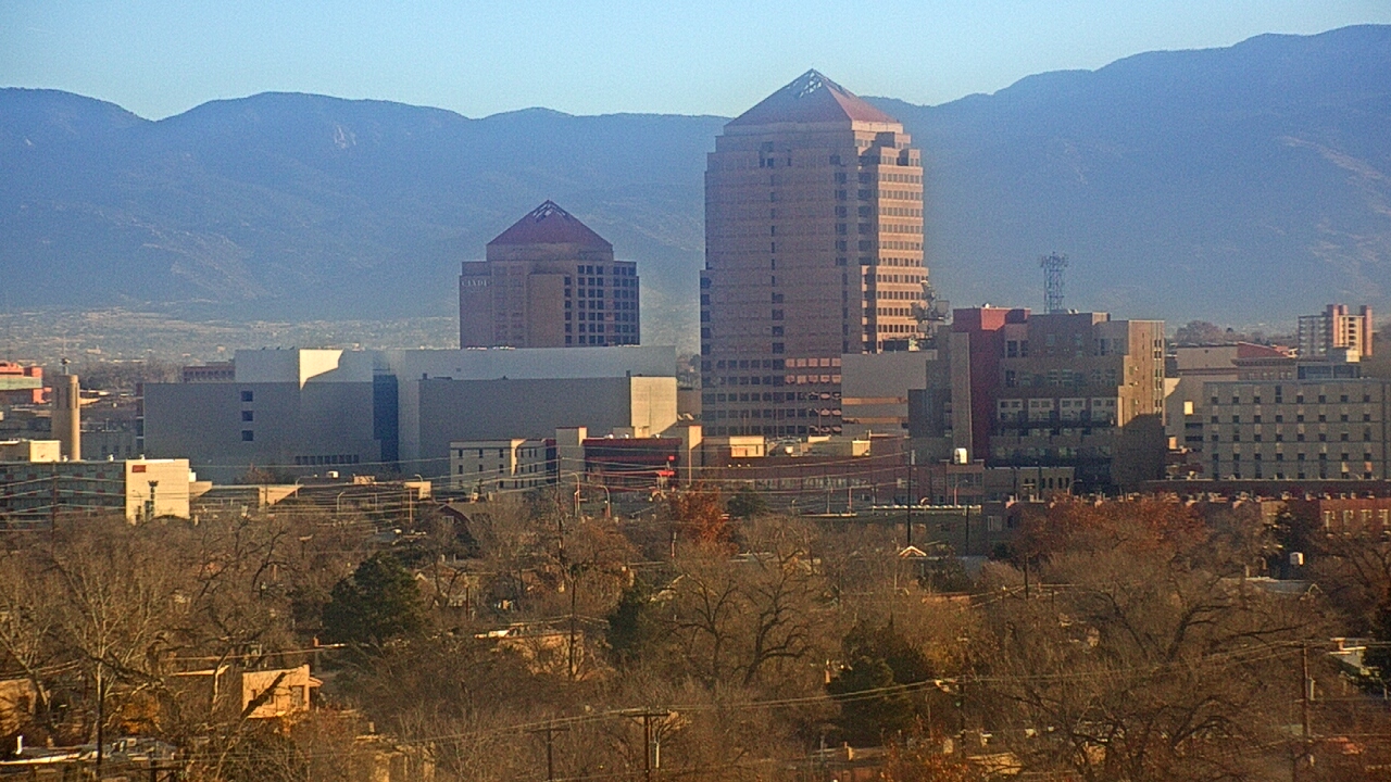 Thumbnail for current weather camera view from KOB-TV in Albuquerque, New Mexico