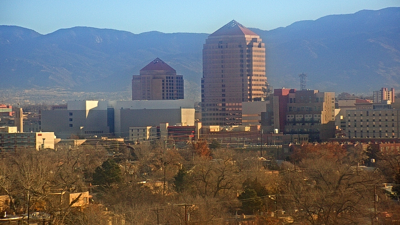 Thumbnail for current weather camera view from KOB-TV in Albuquerque, New Mexico