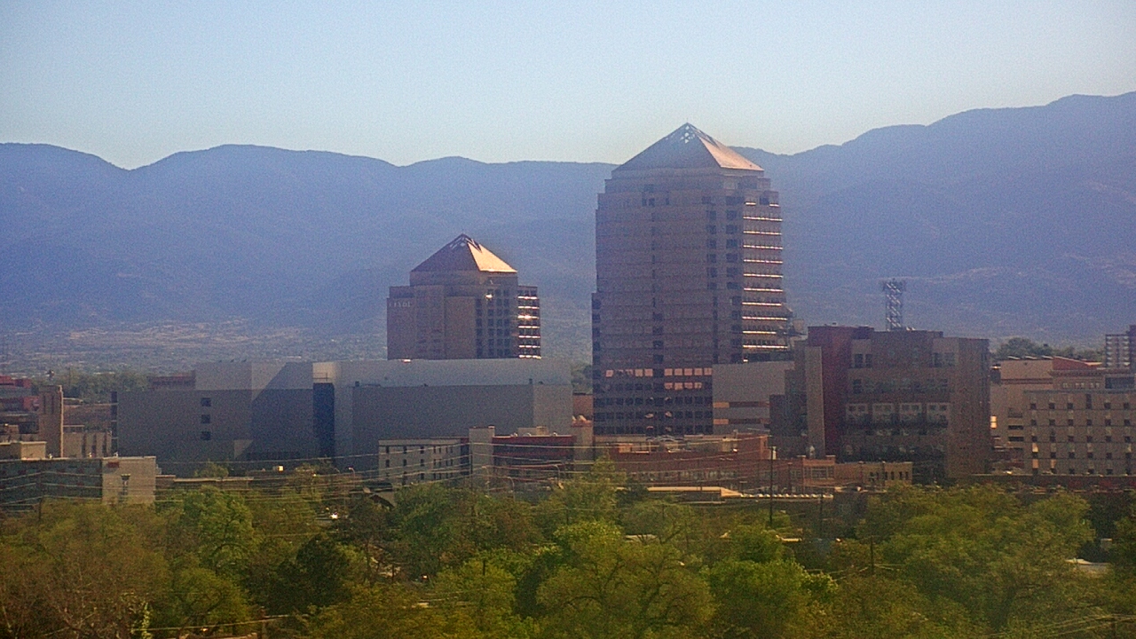 Thumbnail for current weather camera view from KOB-TV in Albuquerque, New Mexico