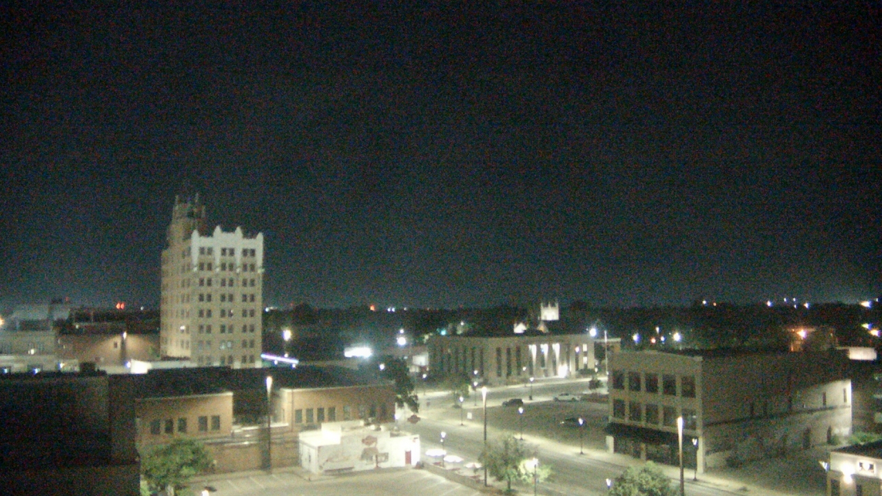 Thumbnail for current weather camera view from KSAL Radio - Salina city in Salina, Kansas