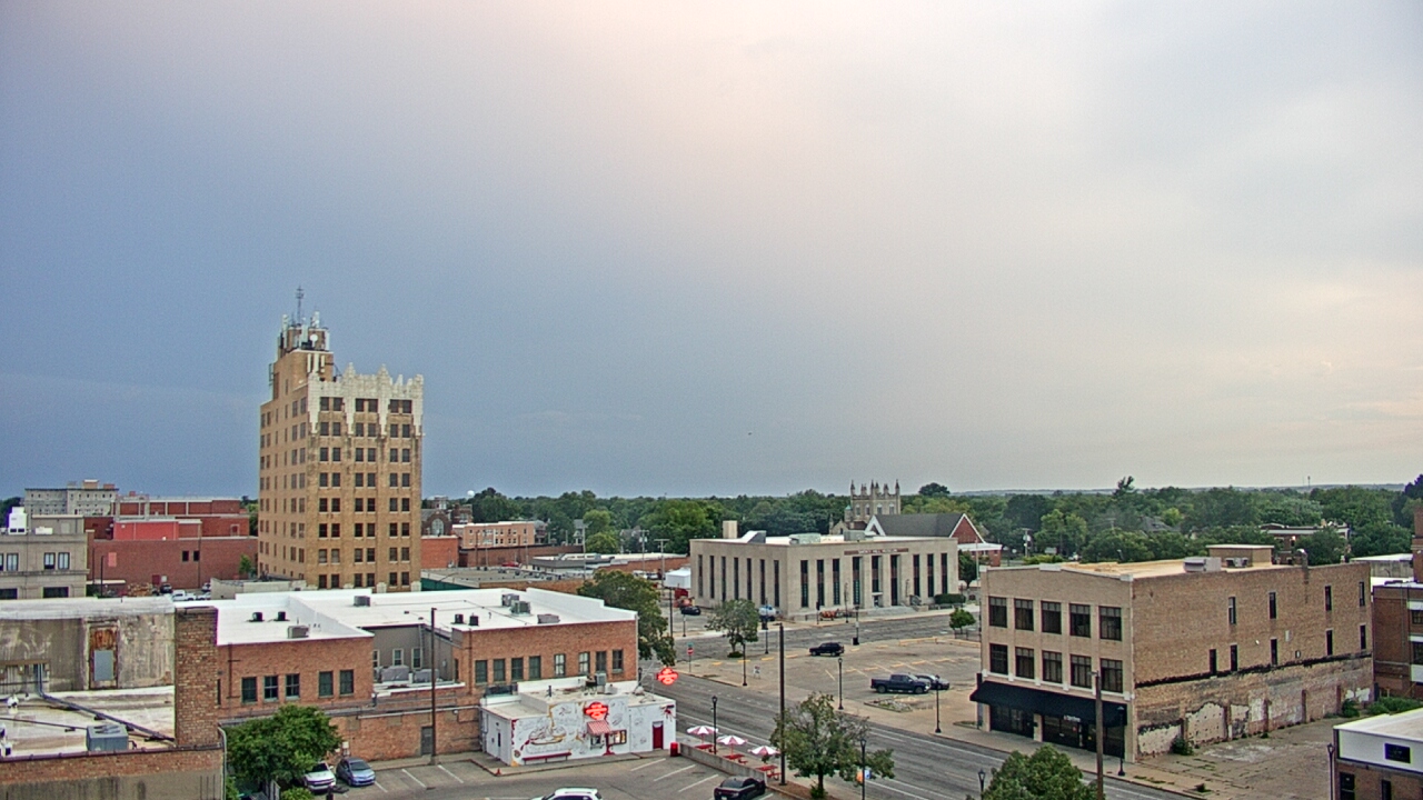 Thumbnail for current weather camera view from KSAL Radio - Salina city in Salina, Kansas